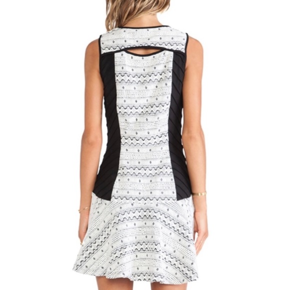 Revolve {Greylin} Black White Jacquard Diamond Sleeveless Skater Tunic Dress - Picture 4 of 14